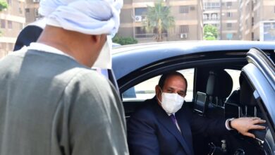 السيسي يتفقد عددًا من المشروعات ويوجه بالالتزام بالإجراءات الاحترازية لمكافحة كورونا