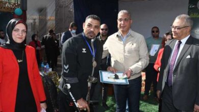 محافظ الفيوم يكرم ذوي الإعاقة أعضاء منتخب مصر لكرة اليد