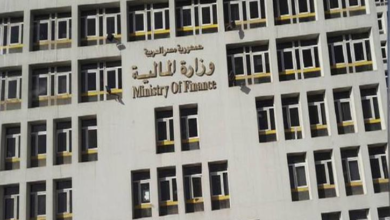 المالية: بالتنسيق مع "الرقابة الإدارية" تكشف موظفًا استولى على 17,7 مليون جنيه