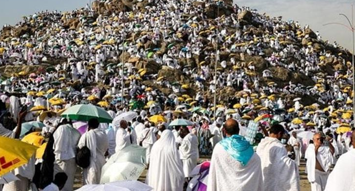 أزمة الحجاج المصريين.. سحب رخص 16 شركة سياحة وإحالة مسئوليها للنيابة العامة