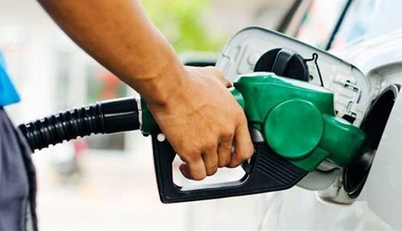 البترول تعلن استقبال مستندات استبدال طلمبة البنزين من أصحاب الشكاوى للحصول على التعويض (تفاصيل)