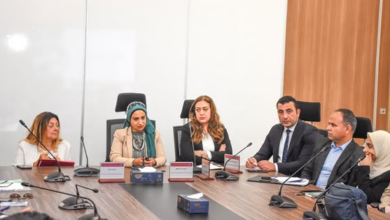مناقشة التحديات التي تواجه ذوي الإعاقة بالمجتمع